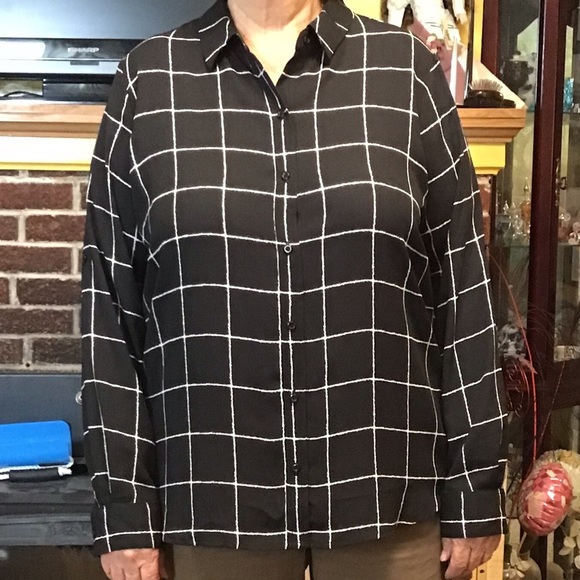 APT 9 ESSENTIALS ... long sleeves,  button down,  blouse XL blk & wht - Picture 2 of 10